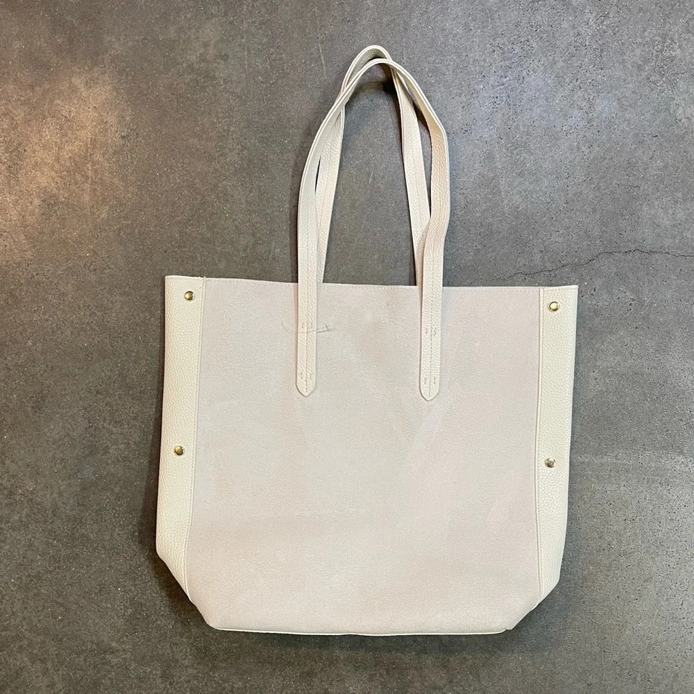 Ulta Beauty Overnighter Weekend Tote Bag Cream Shoulder Strap - Picture 2 of 8